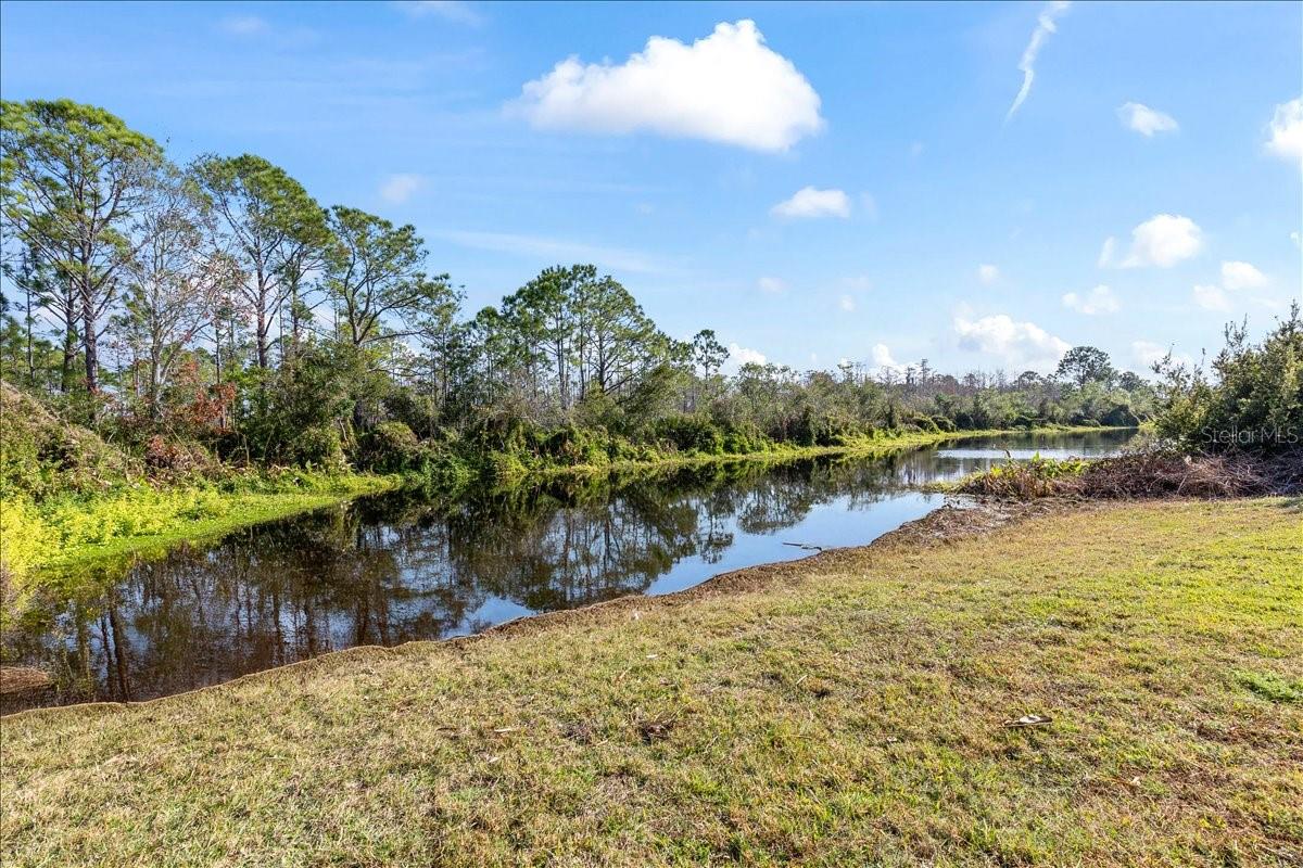 LIONSPAW GRAND TR D - Residential