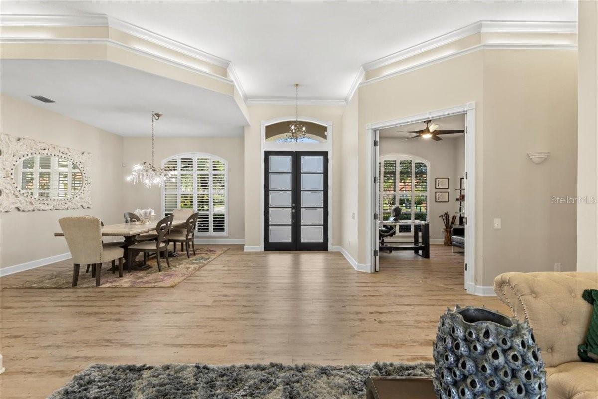 LIONSPAW GRAND TR D - Residential