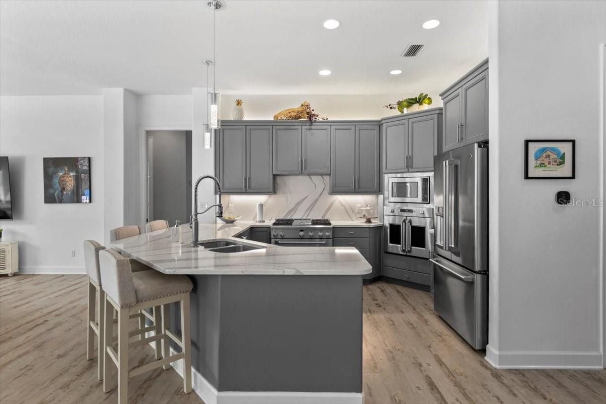 LIONSPAW GRAND TR D - Residential