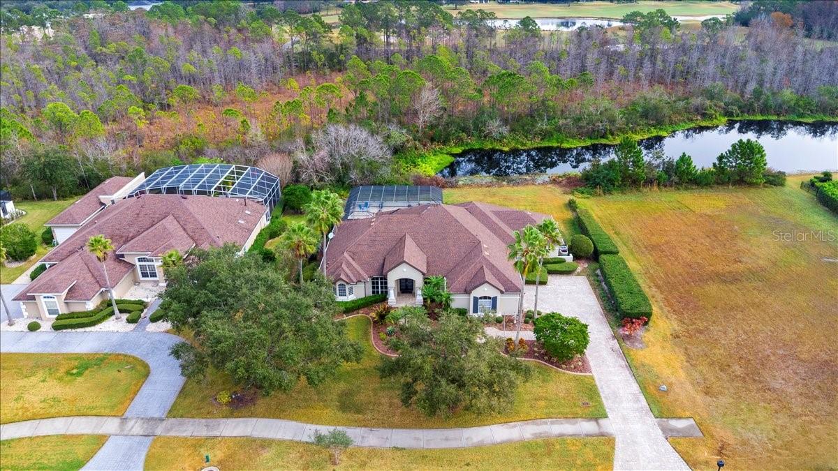 LIONSPAW GRAND TR D - Residential