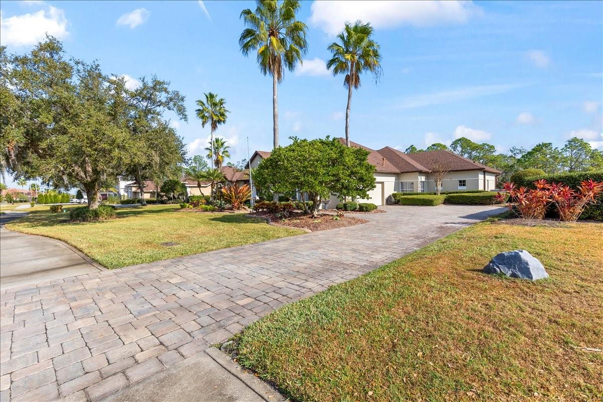 LIONSPAW GRAND TR D - Residential