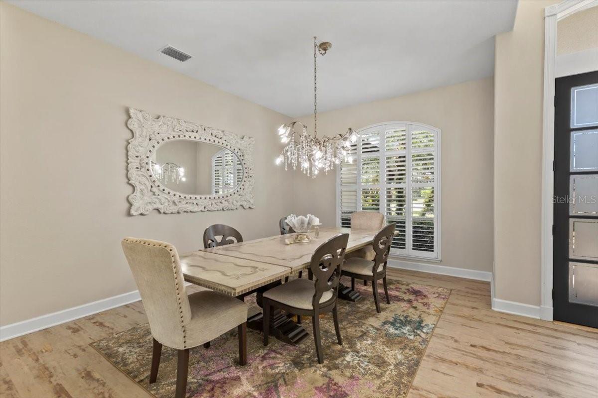 LIONSPAW GRAND TR D - Residential