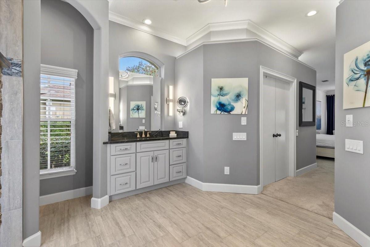 LIONSPAW GRAND TR D - Residential