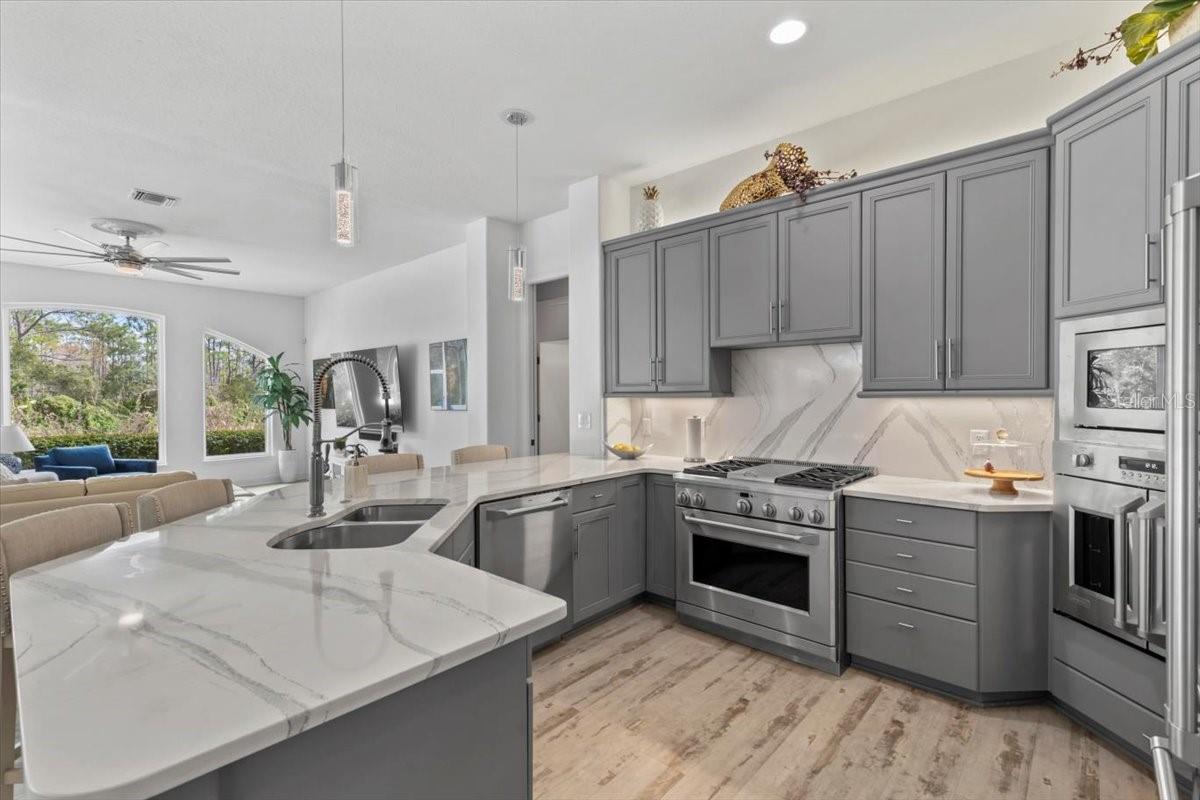 LIONSPAW GRAND TR D - Residential