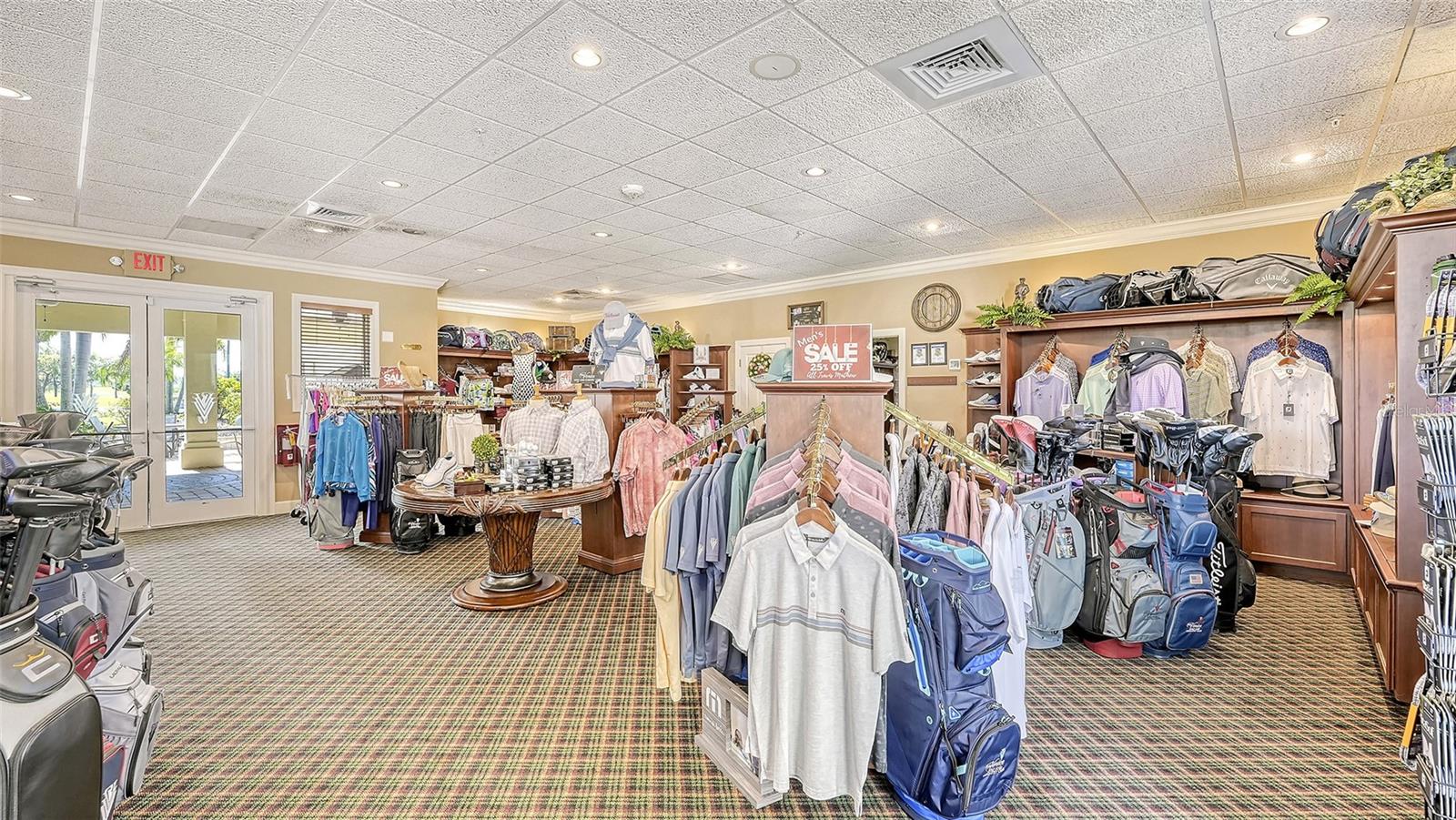 VENICE GOLF & COUNTRY CLUB - Residential