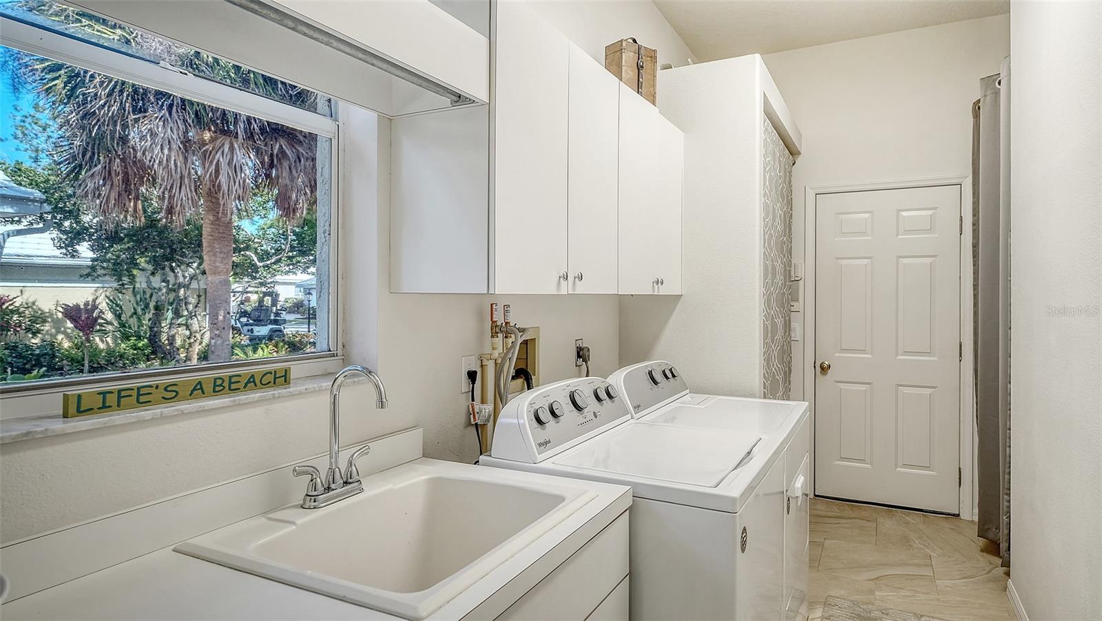 VENICE GOLF & COUNTRY CLUB - Residential