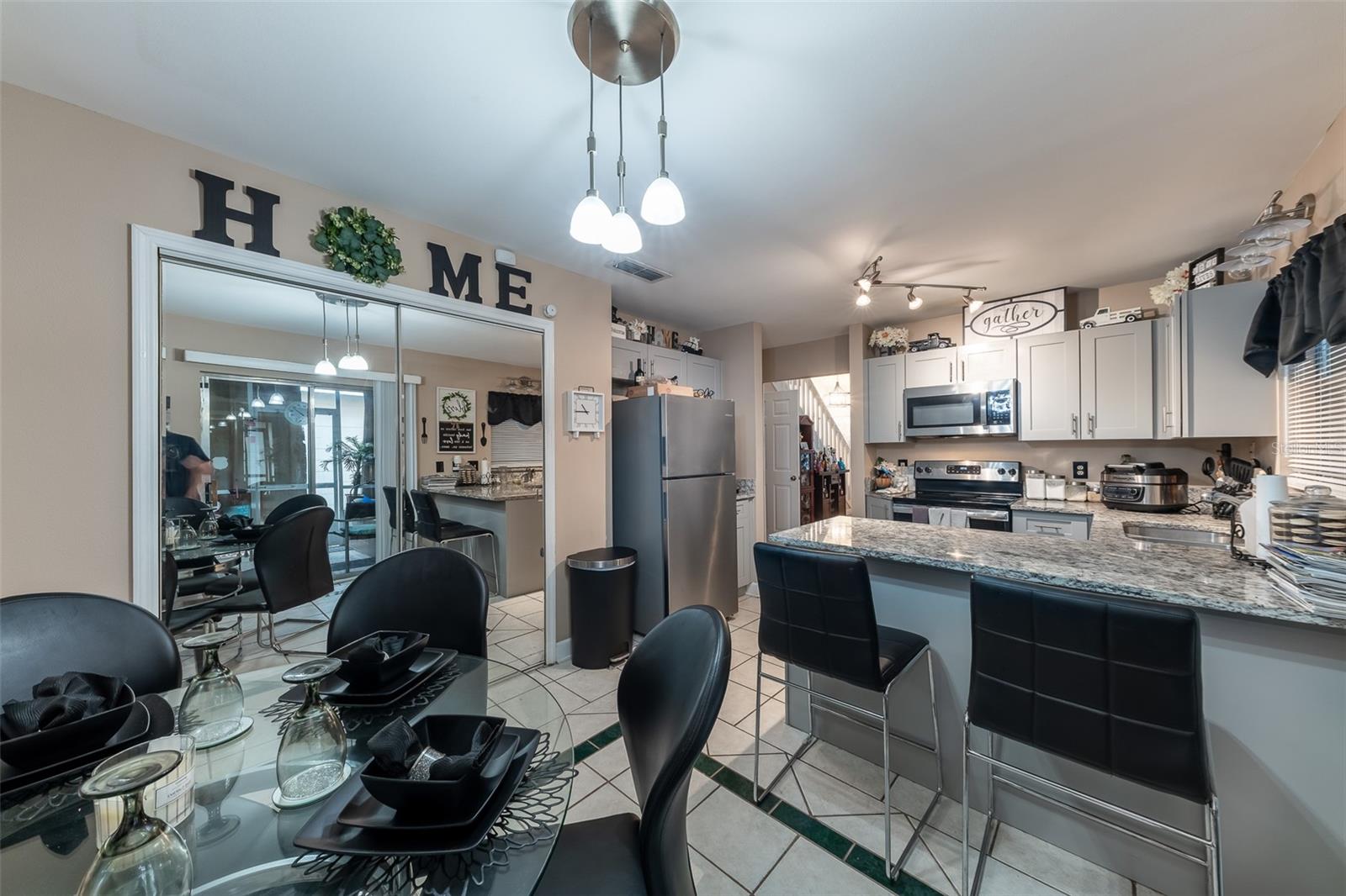 SUTTON RIDGE PH 03 - Residential