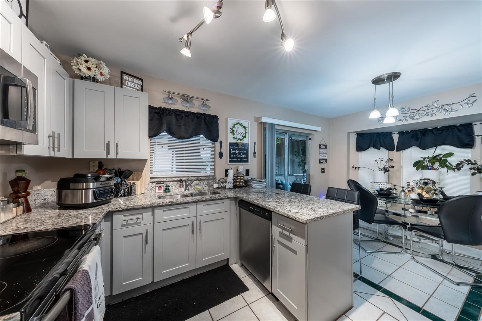 SUTTON RIDGE PH 03 - Residential