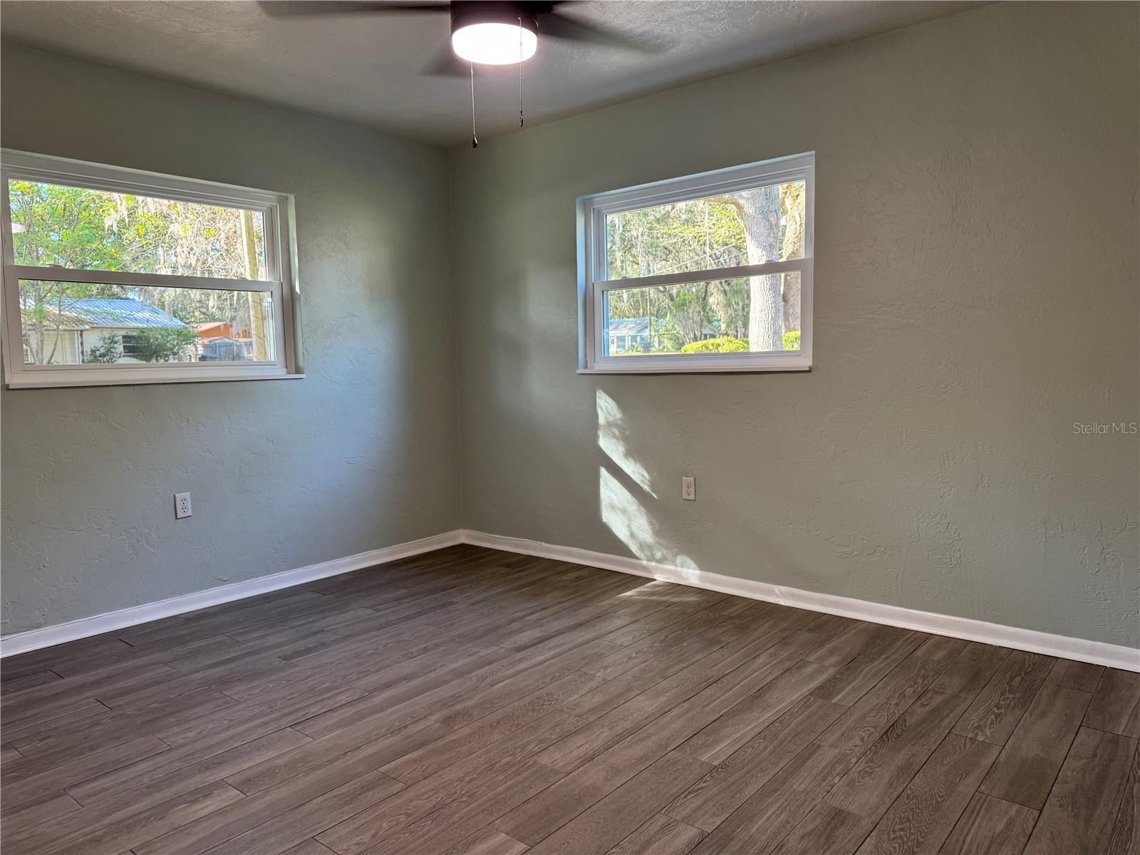 HILLTOP MANOR - Residential Income