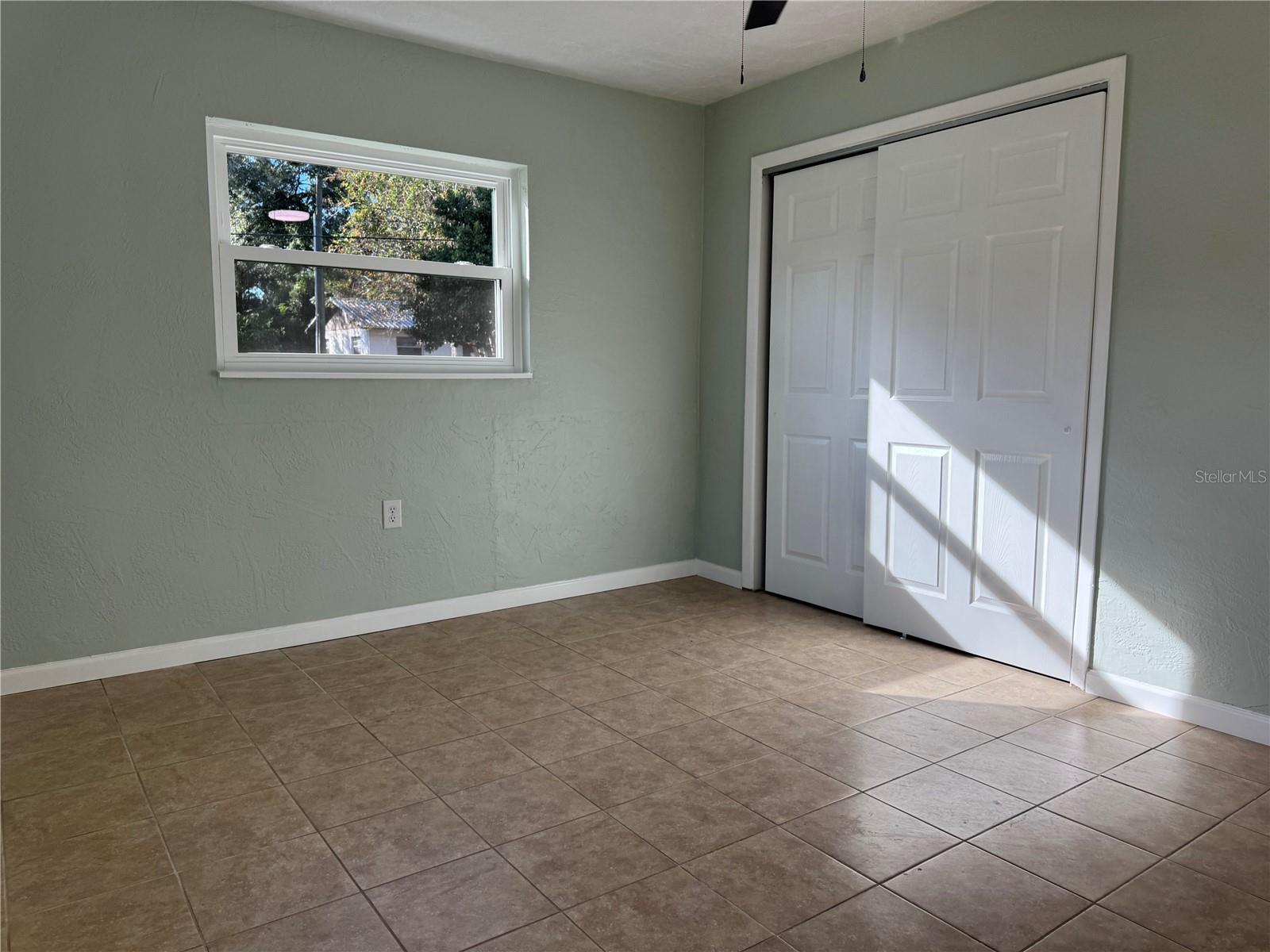 HILLTOP MANOR - Residential Income