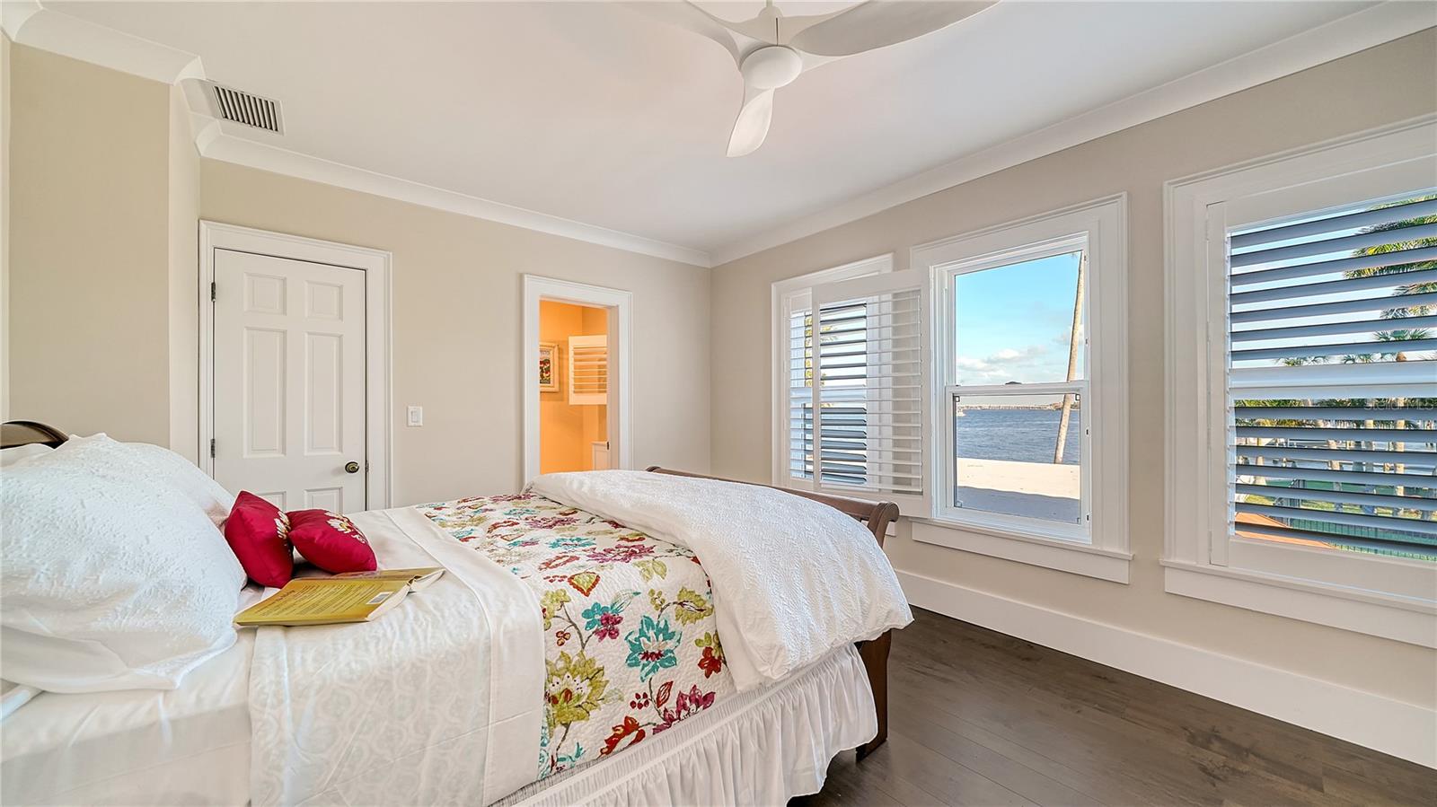 BRADEN COURT - Residential