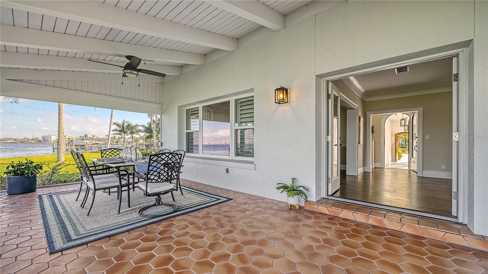 BRADEN COURT - Residential