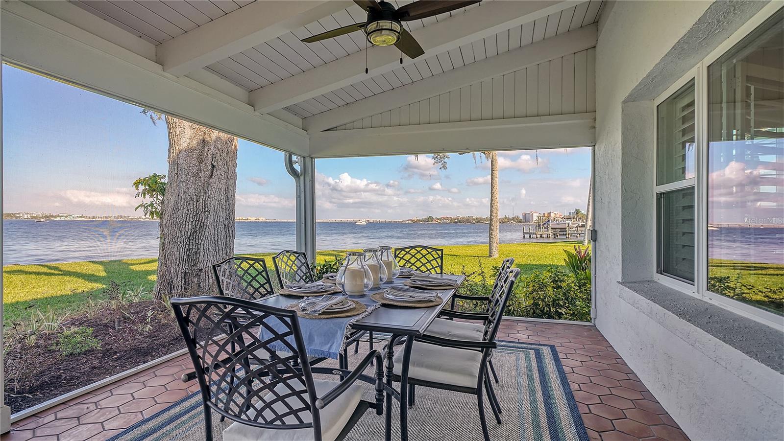 BRADEN COURT - Residential