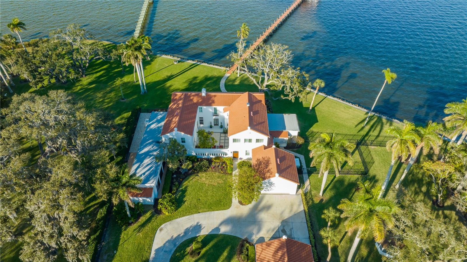 BRADEN COURT - Residential