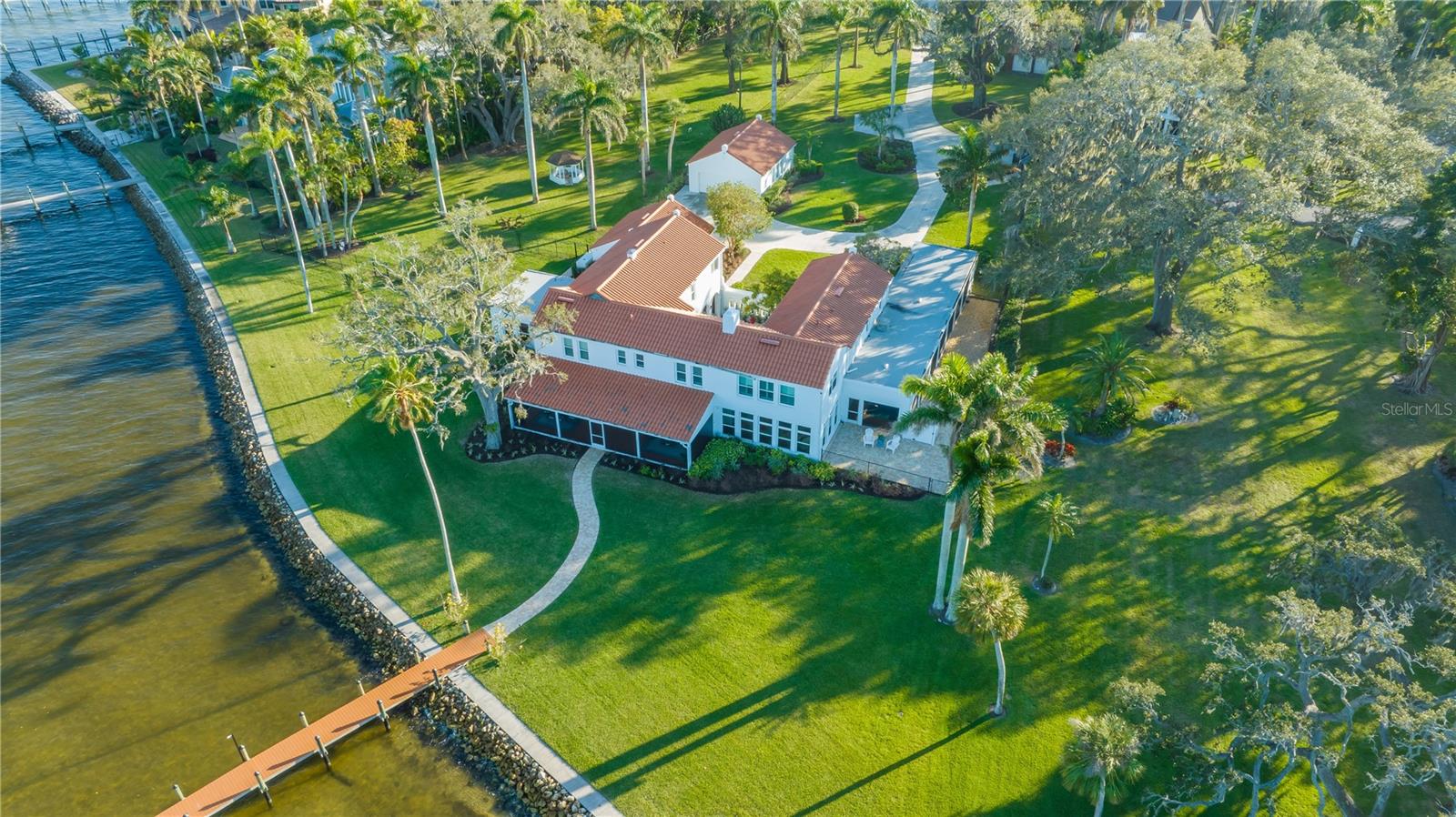 BRADEN COURT - Residential