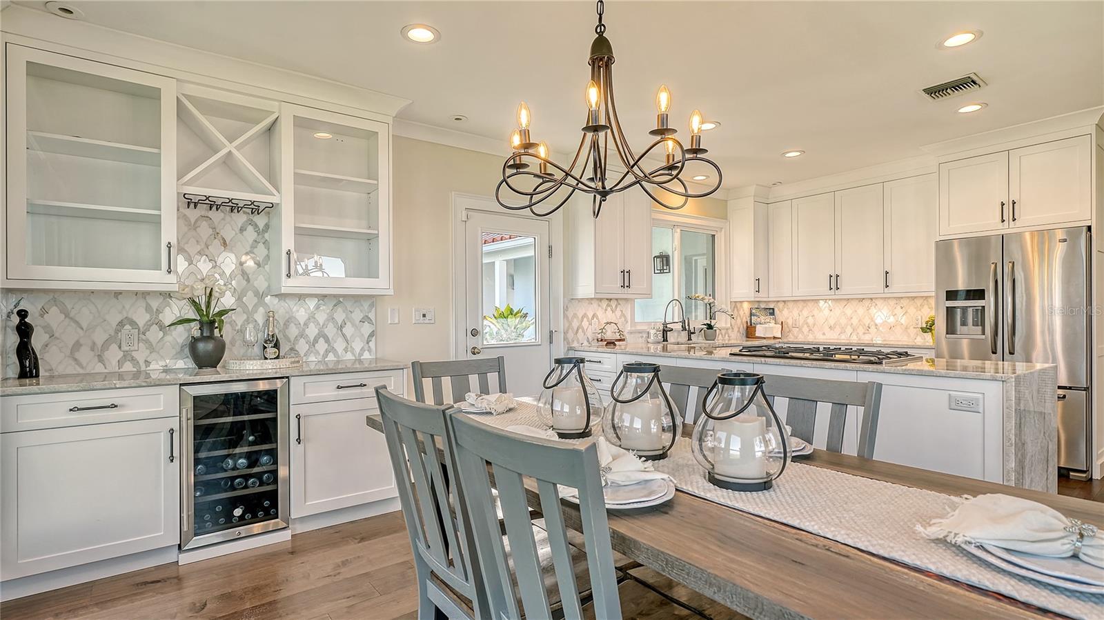 BRADEN COURT - Residential