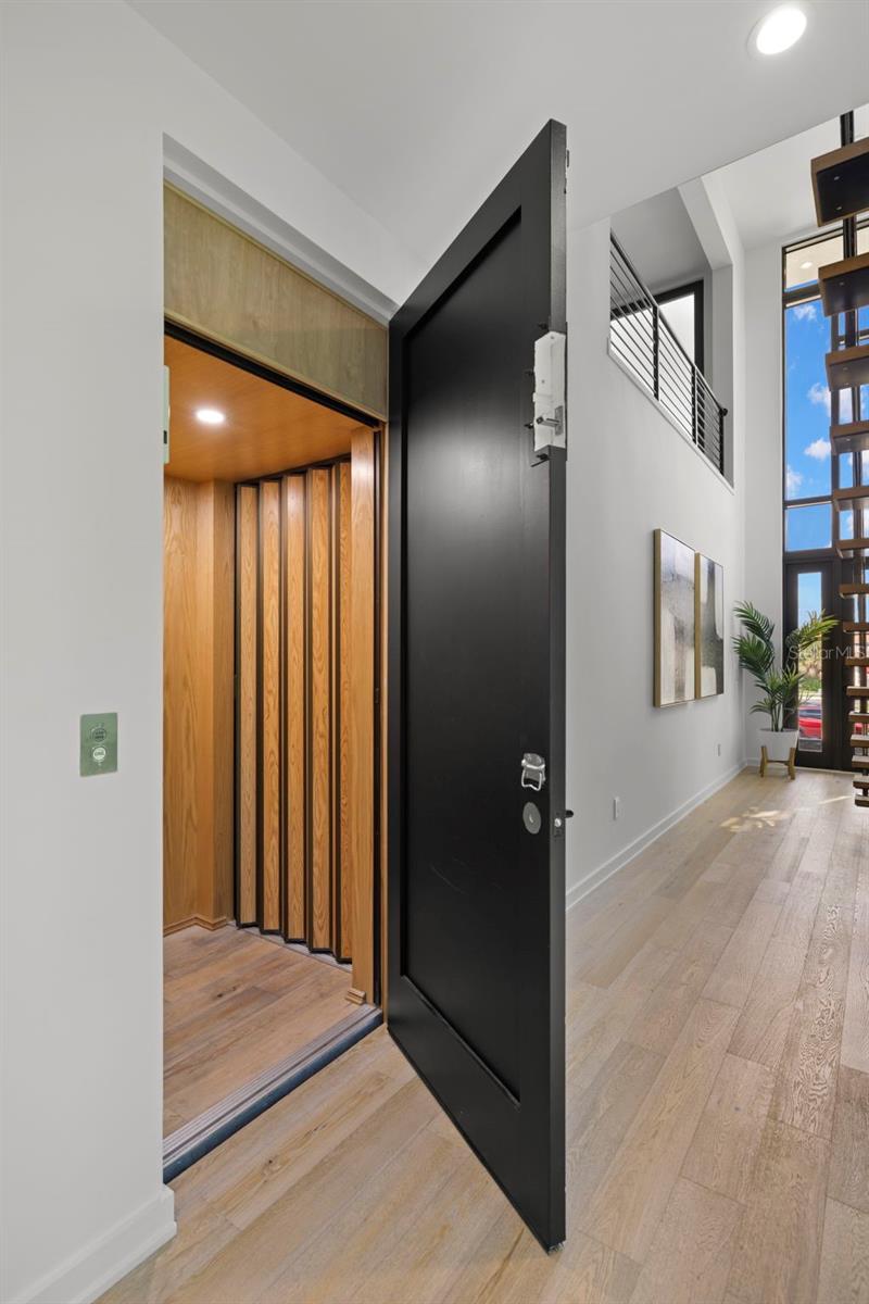 DAVIS POINT TWNHMS - Residential