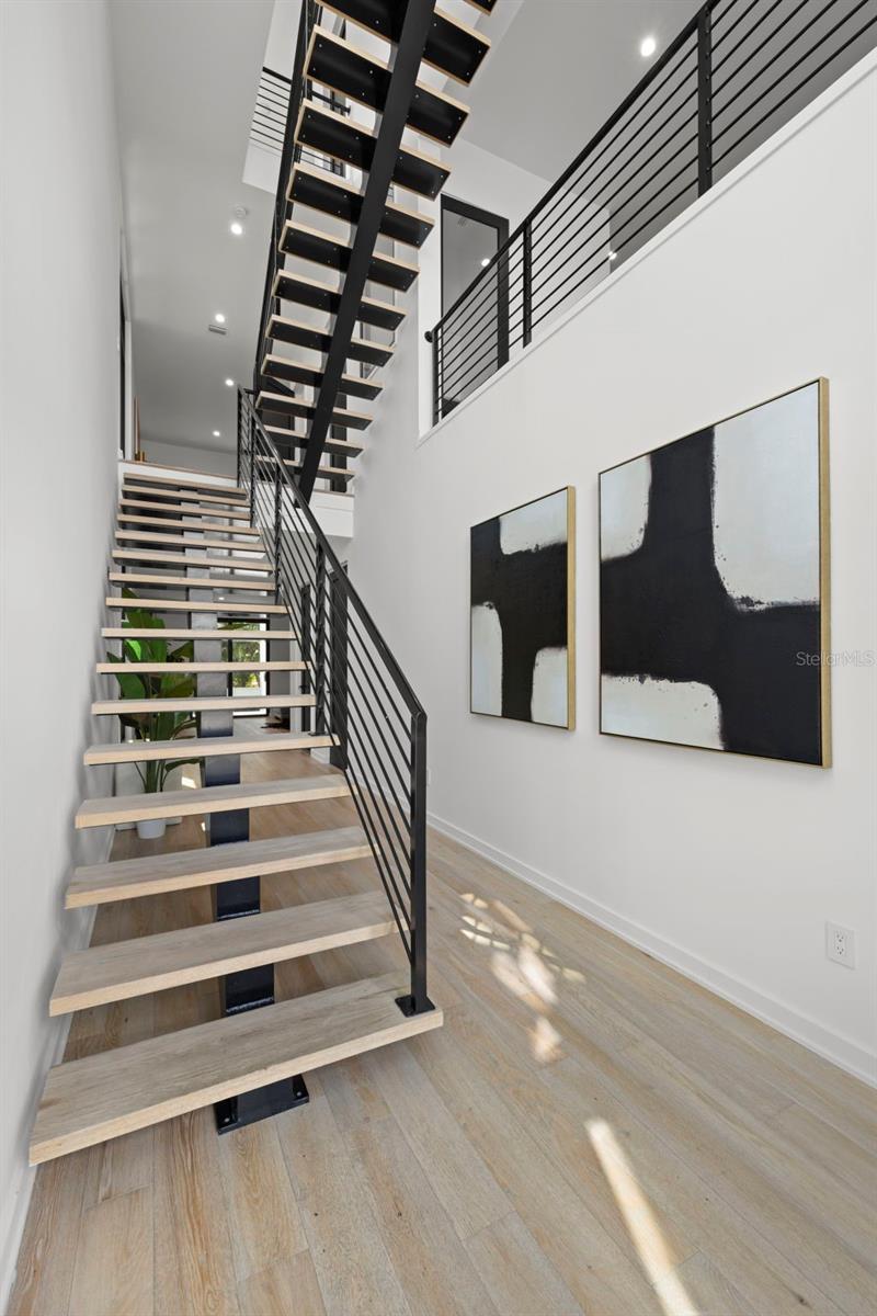 DAVIS POINT TWNHMS - Residential