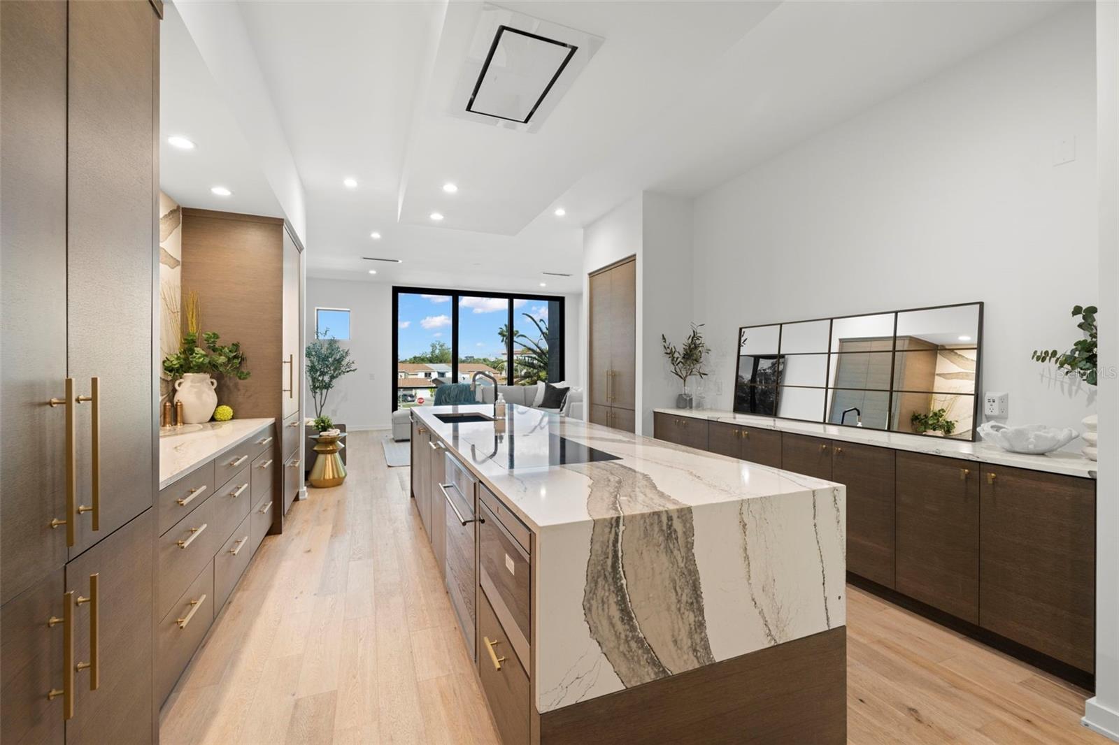 DAVIS POINT TWNHMS - Residential