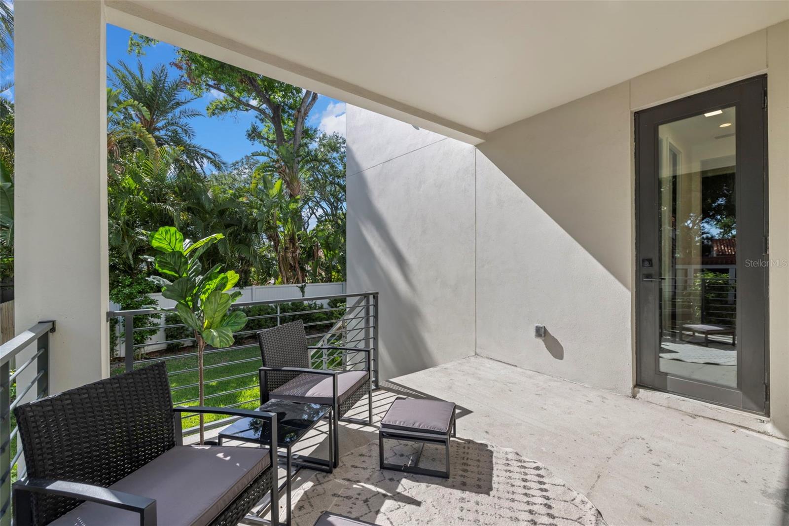 DAVIS POINT TWNHMS - Residential