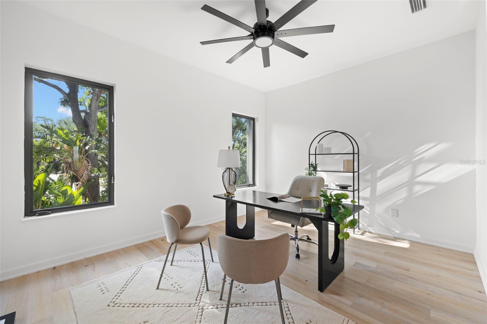 DAVIS POINT TWNHMS - Residential