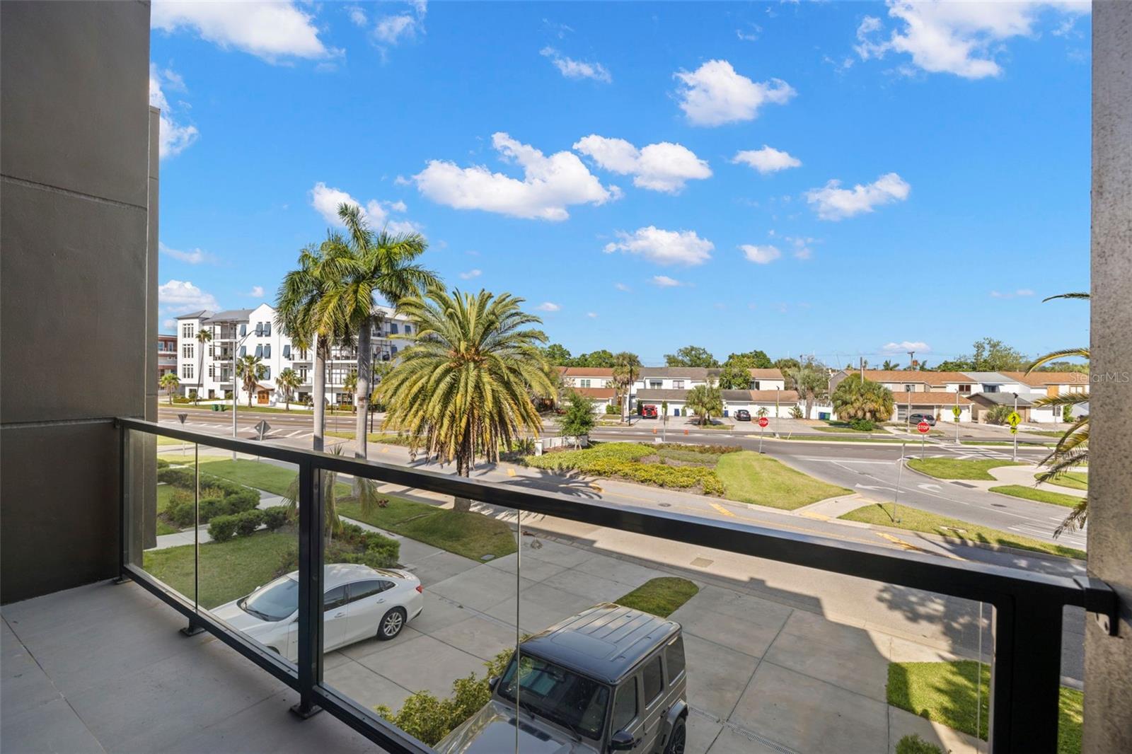 DAVIS POINT TWNHMS - Residential