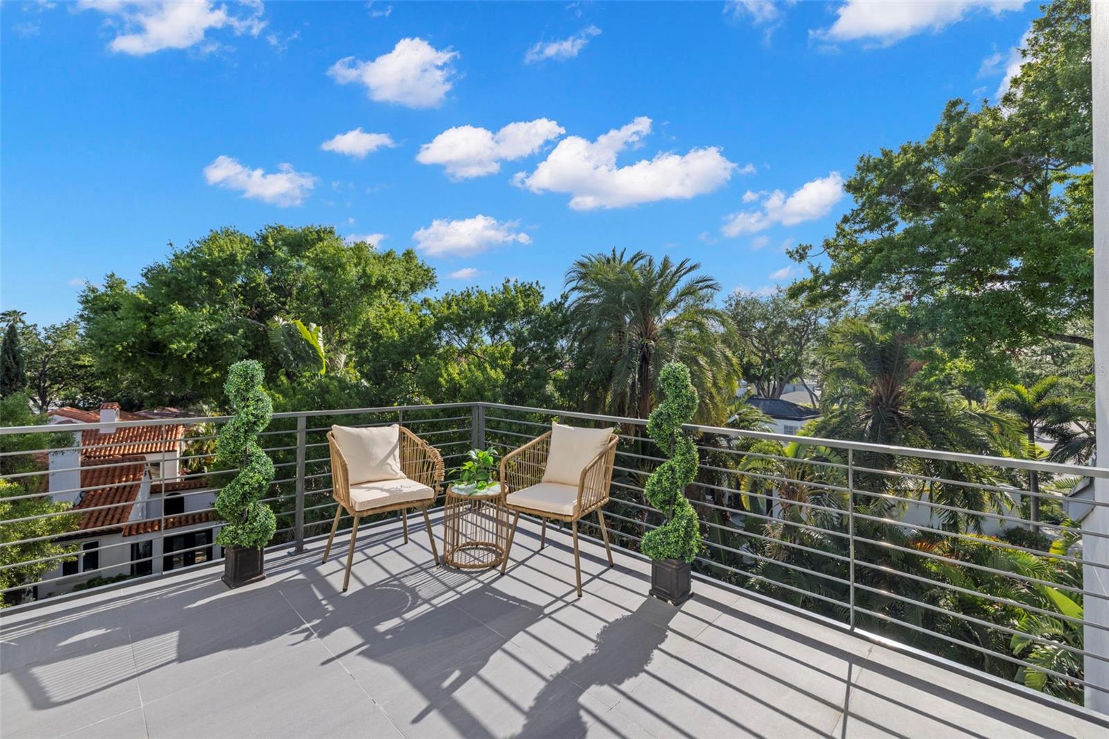 DAVIS POINT TWNHMS - Residential