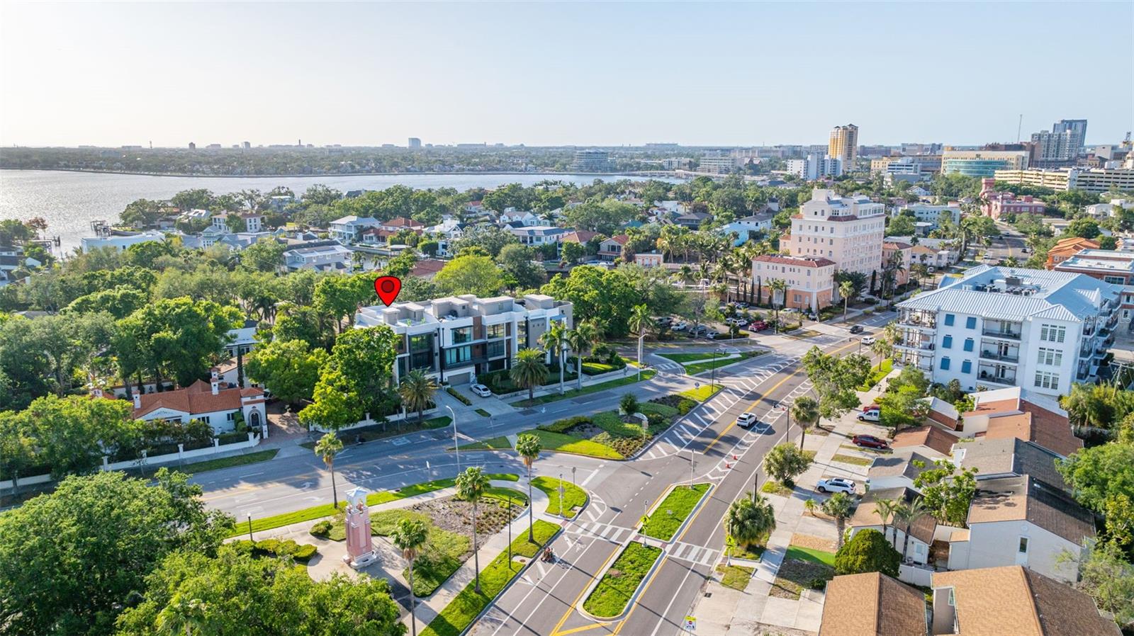 DAVIS POINT TWNHMS - Residential