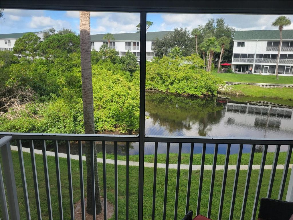 Photo of 9976 Indian Key Trail #7, Seminole, FL 33776 (MLS # TB8436952)