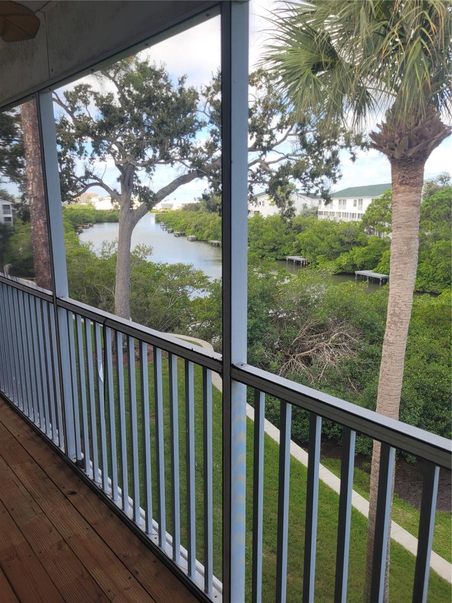 TARA CAY SOUND SOUTH II - Residential