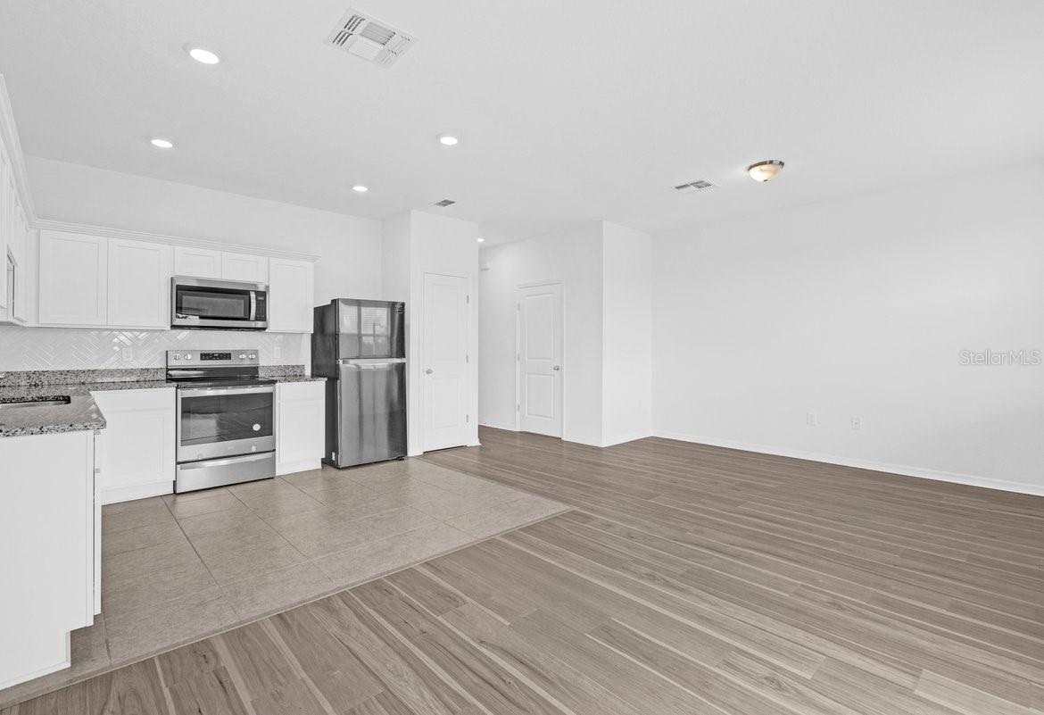 MADISON PLACE PH 2 - Residential