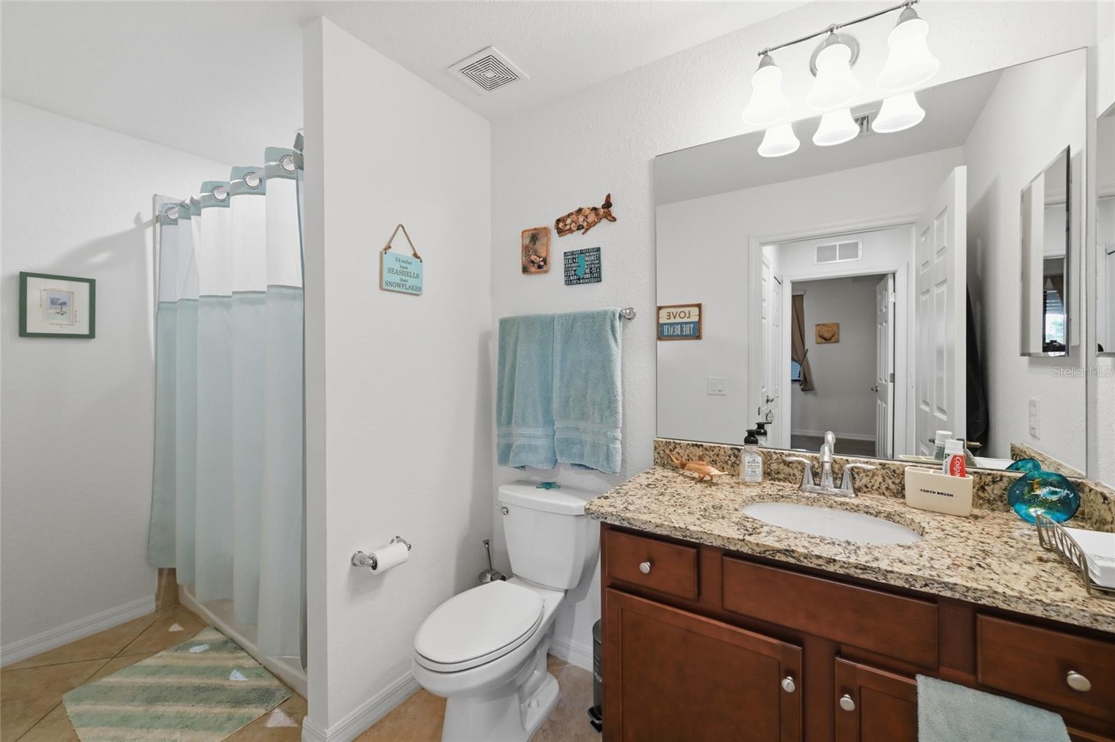 LAKEWOOD NATIONAL - Residential