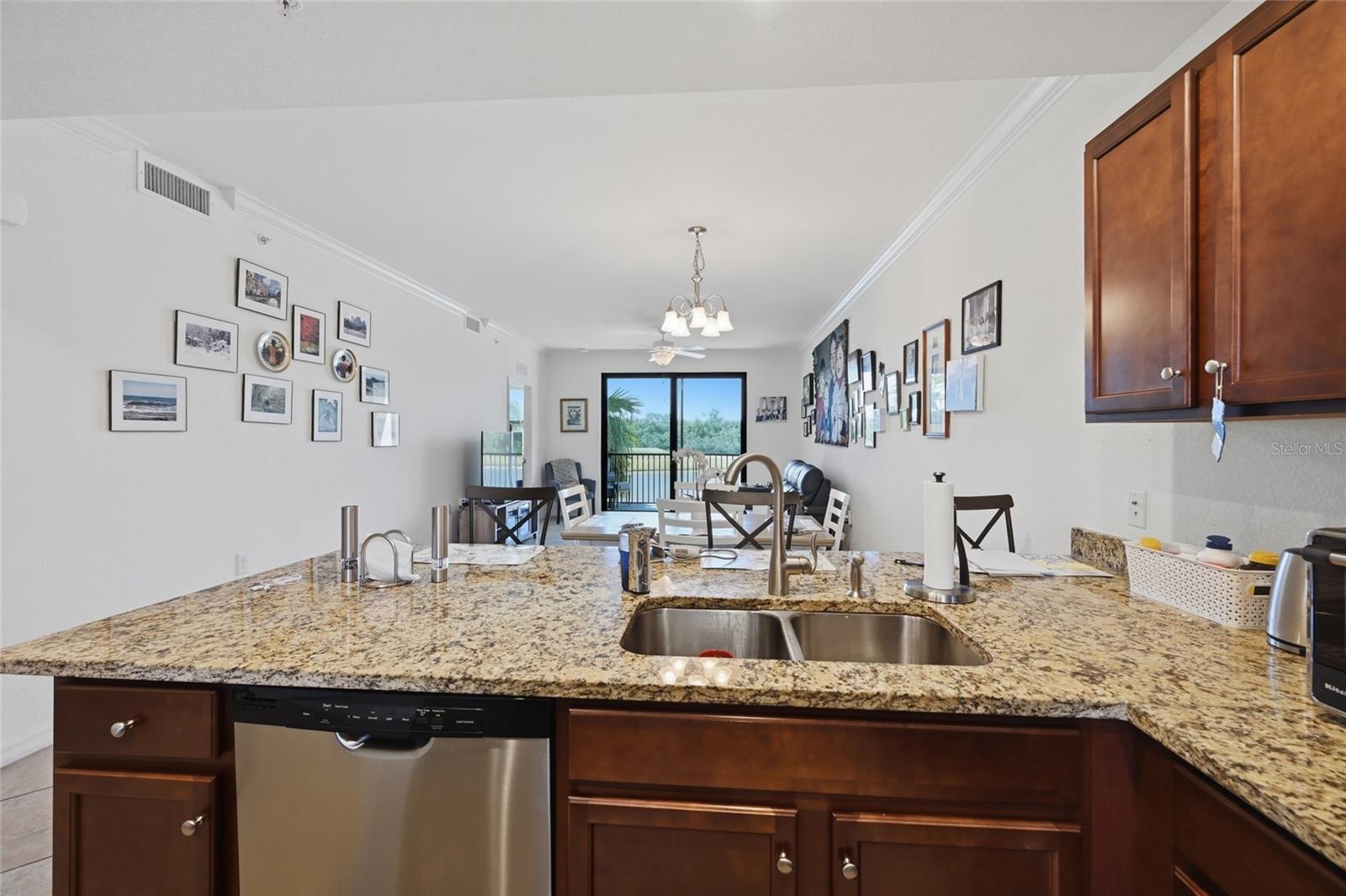 LAKEWOOD NATIONAL - Residential