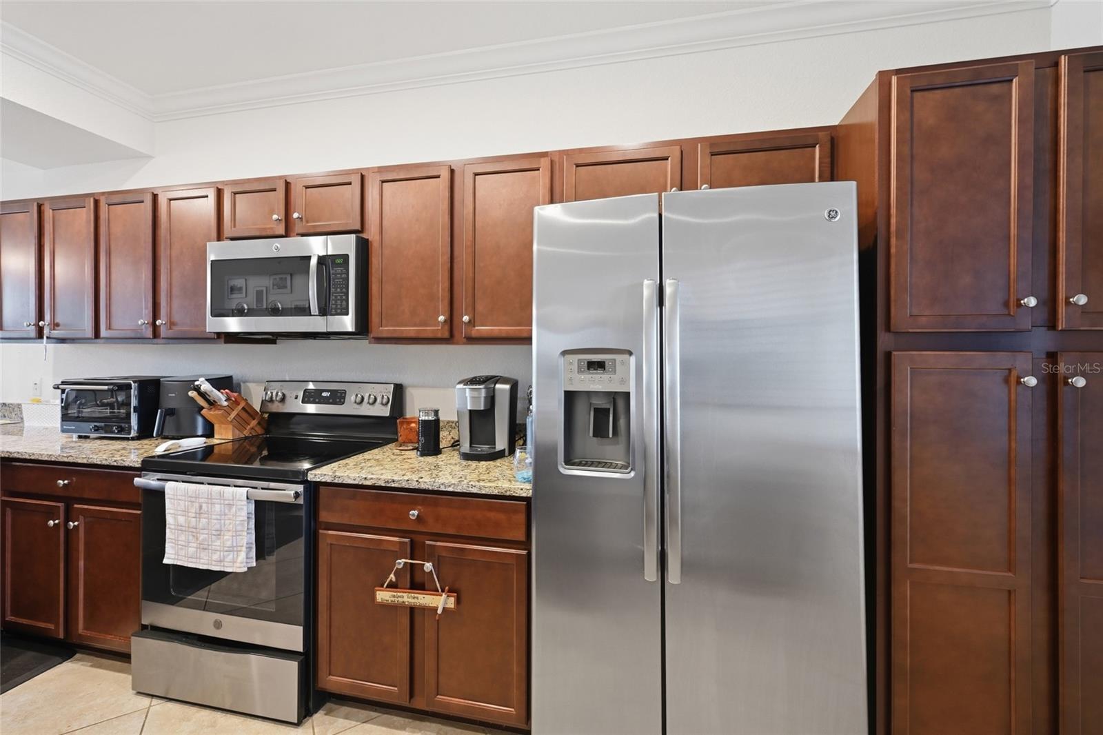 LAKEWOOD NATIONAL - Residential