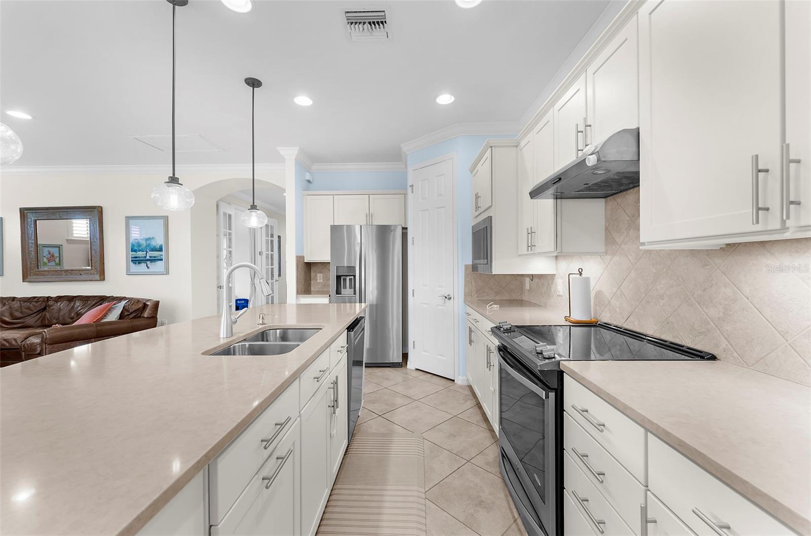 13908 KARINA STREET