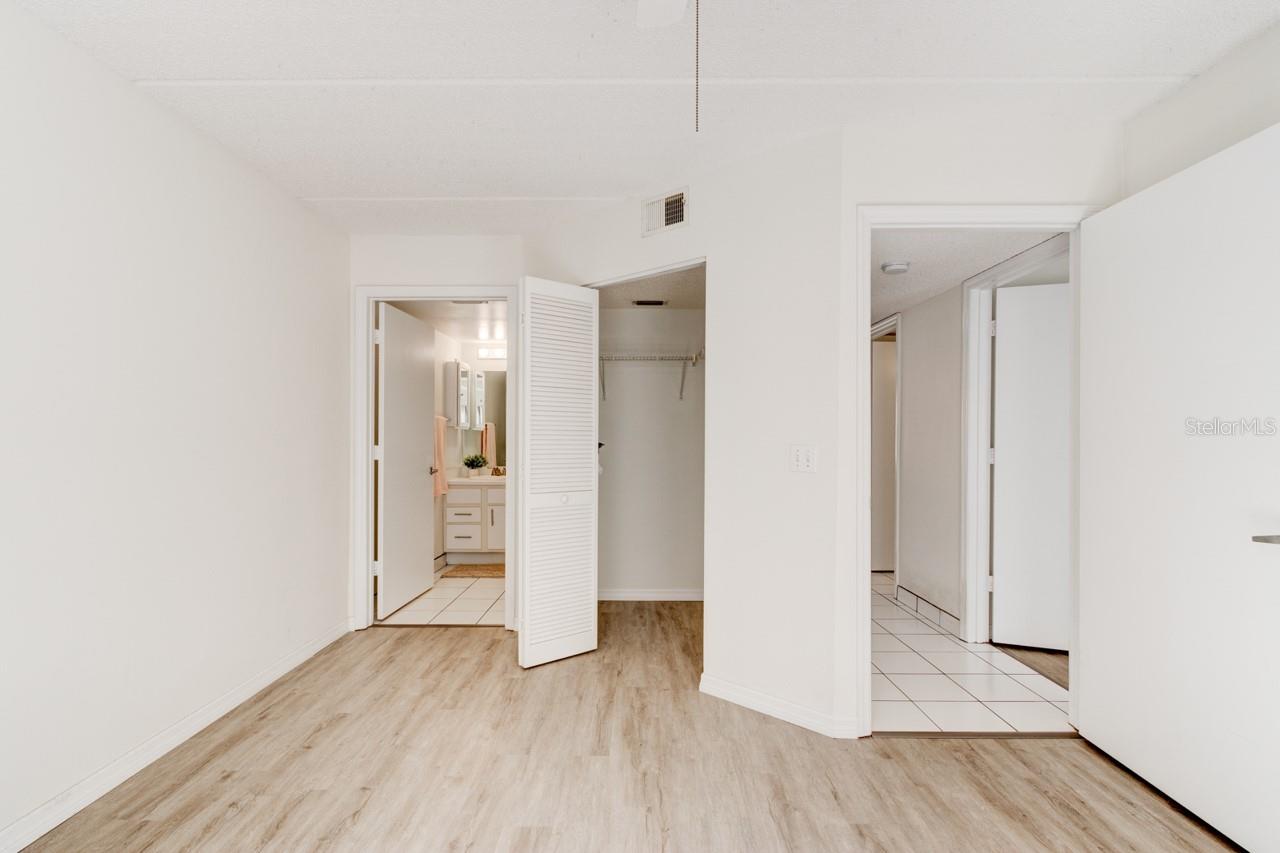 YORKTOWNE ESTATE CONDO - Residential