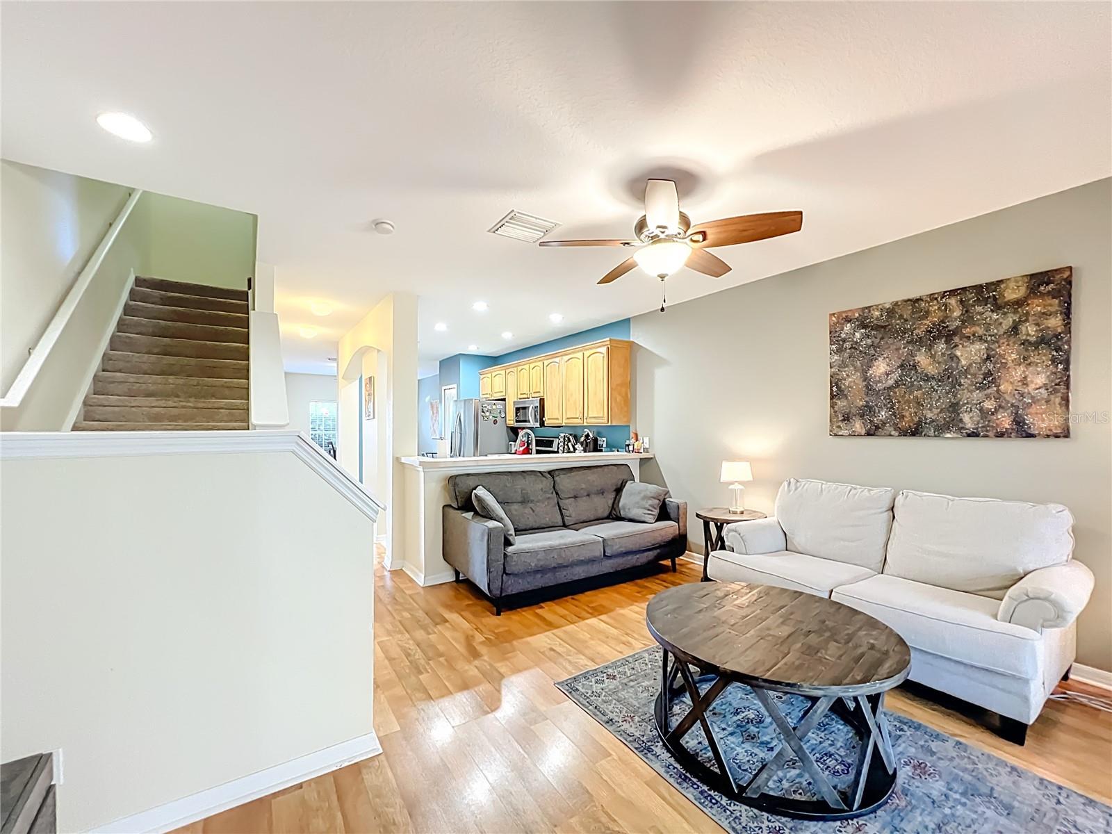 LONE STAR TWNHMS - Residential Lease