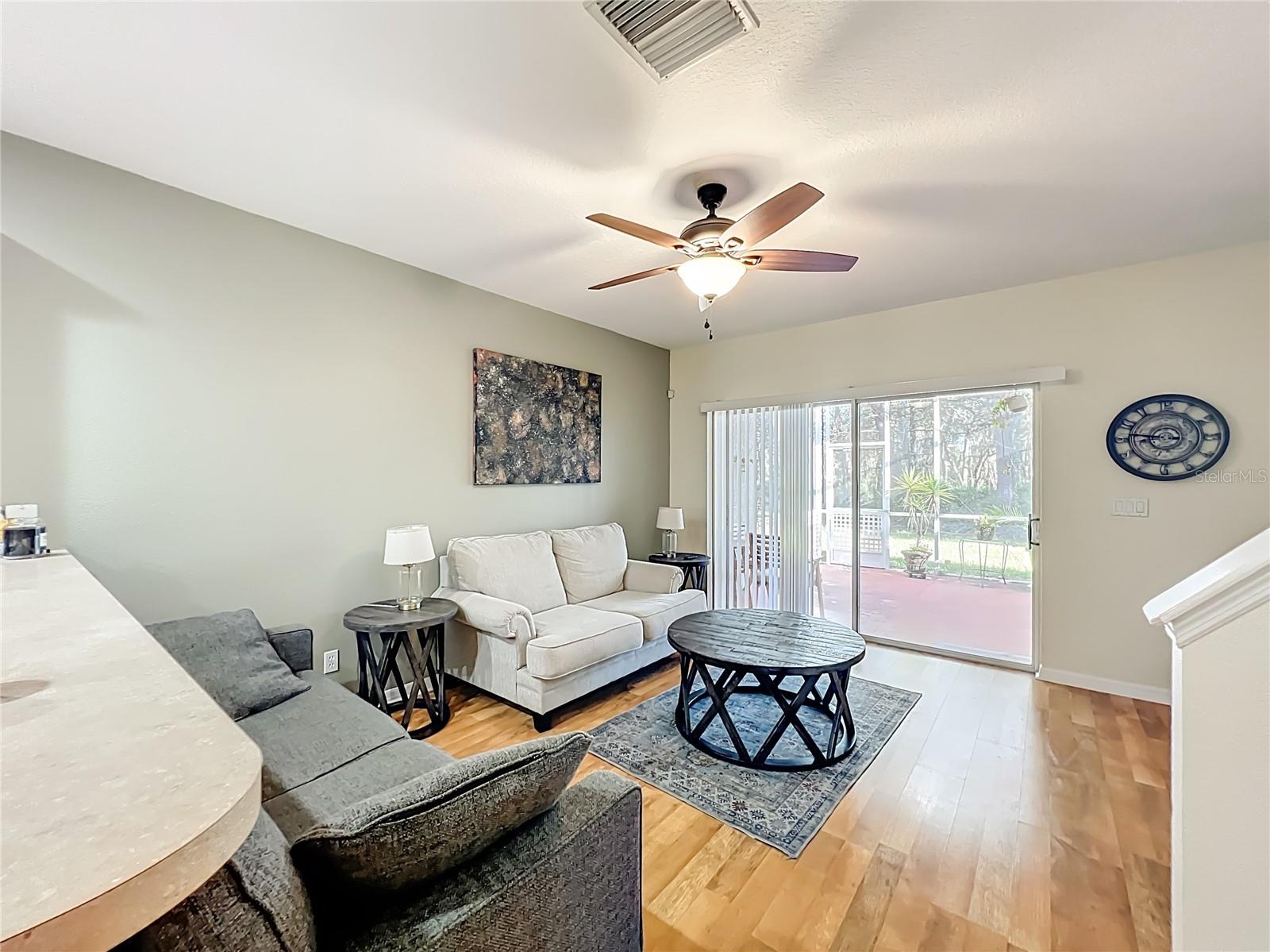 LONE STAR TWNHMS - Residential Lease