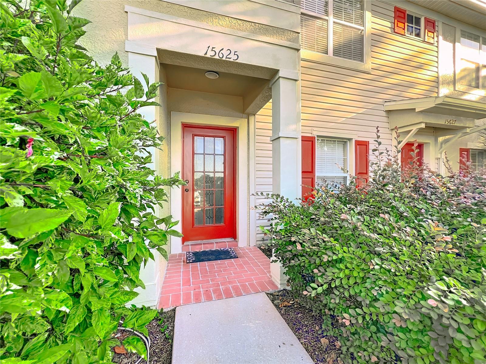 LONE STAR TWNHMS - Residential Lease