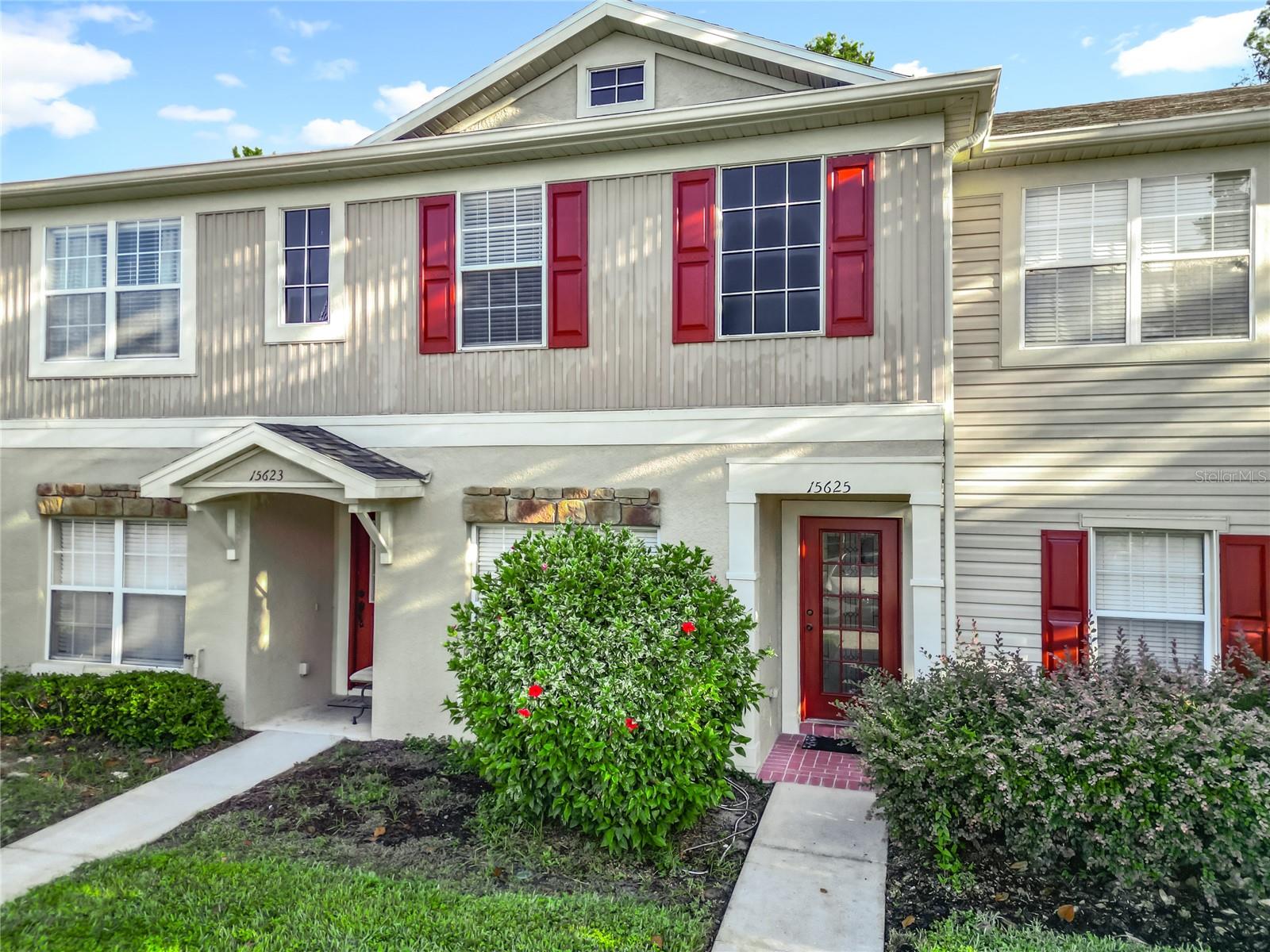 LONE STAR TWNHMS - Residential Lease