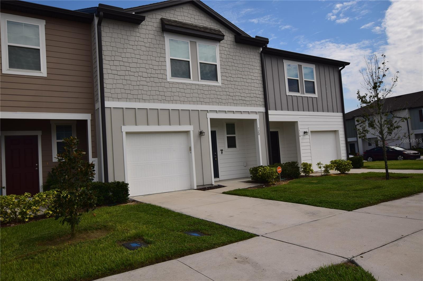 This charming 3 bedroom, 2.5 Baths Town Home for rent is located in Davenport, FL 33837. This home has a Range, Refrigerator, D/W, Disposal, Central A/C.