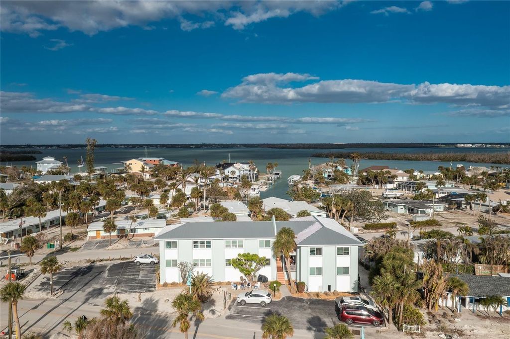 Photo of 1285 Gulf Boulevard #4, Englewood, FL 34223 (MLS # D6143163)