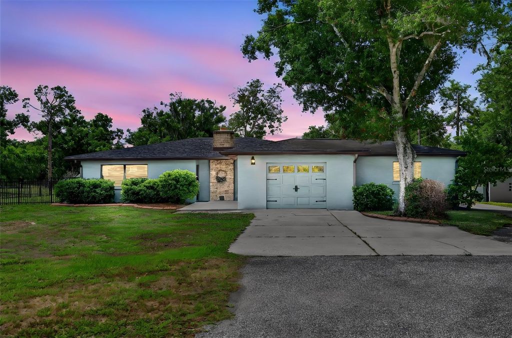 Photo of 6147 Hupa Road, Sarasota, FL 34241 (MLS # A4694256)