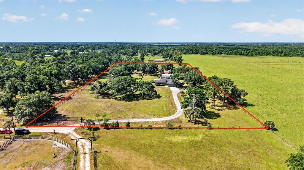 Photo of 6147 Hupa Road, Sarasota, FL 34241 (MLS # A4694256)