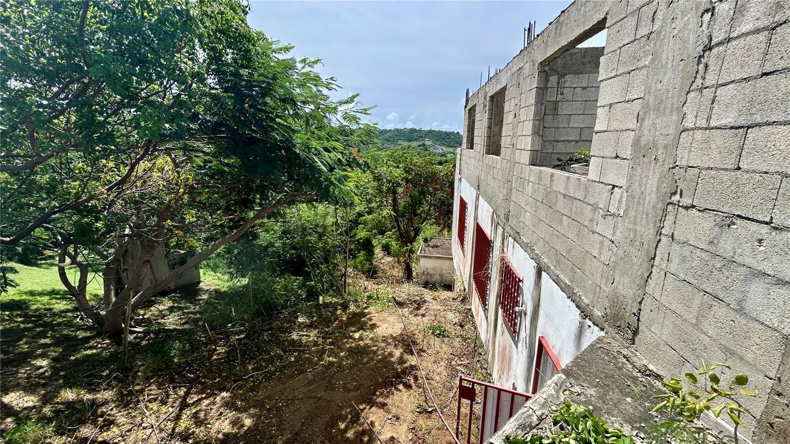 VILLA BORINQUEN, VIEQUES - Residential