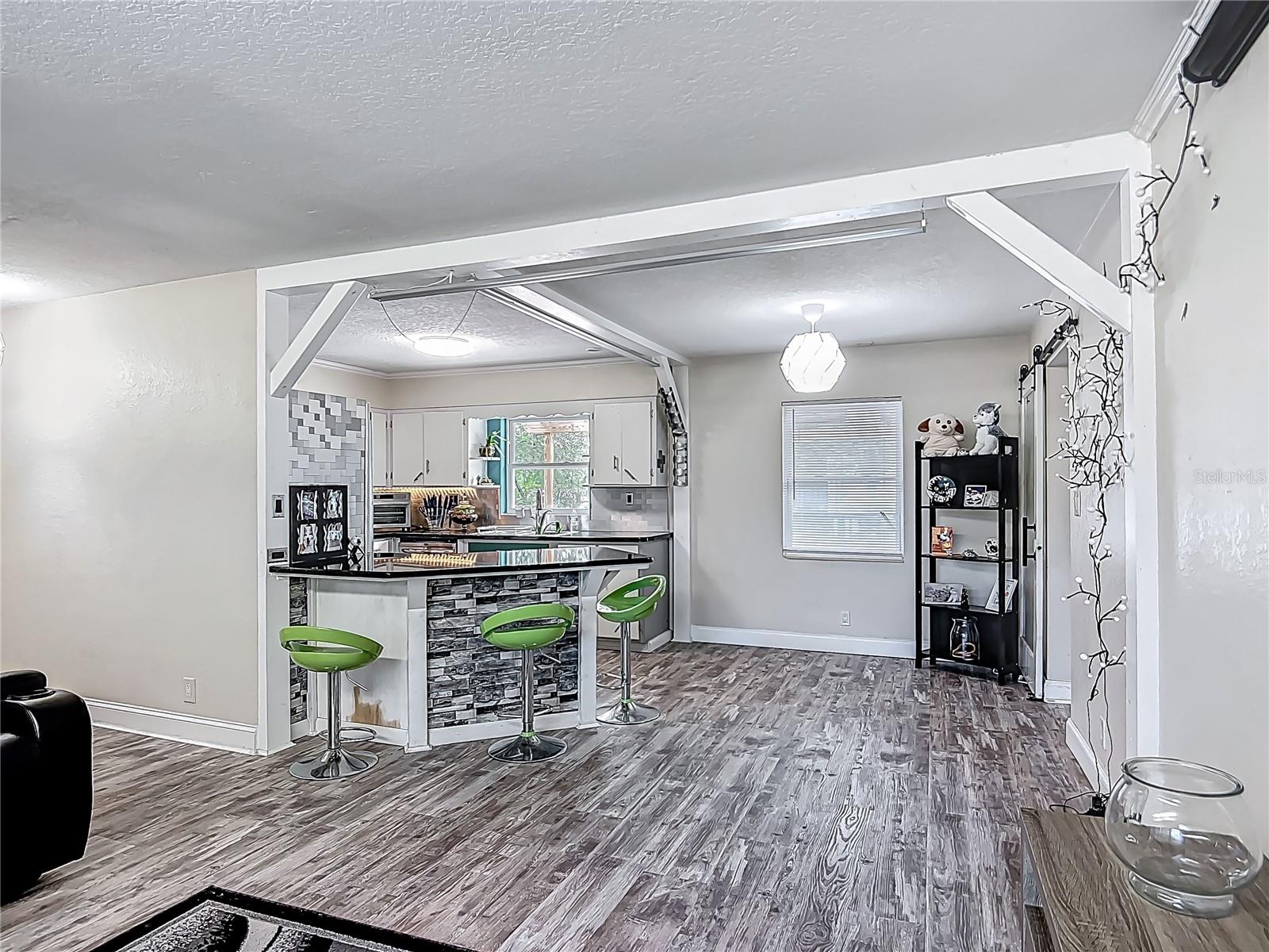 BELLEVIEW - Commercial Sale