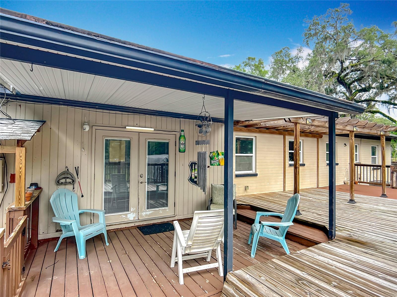 BELLEVIEW - Commercial Sale