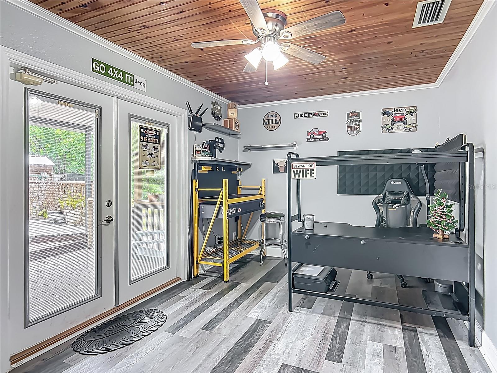 BELLEVIEW - Commercial Sale