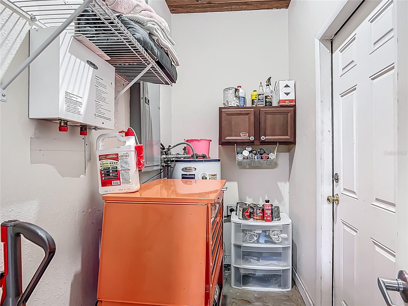 BELLEVIEW - Commercial Sale