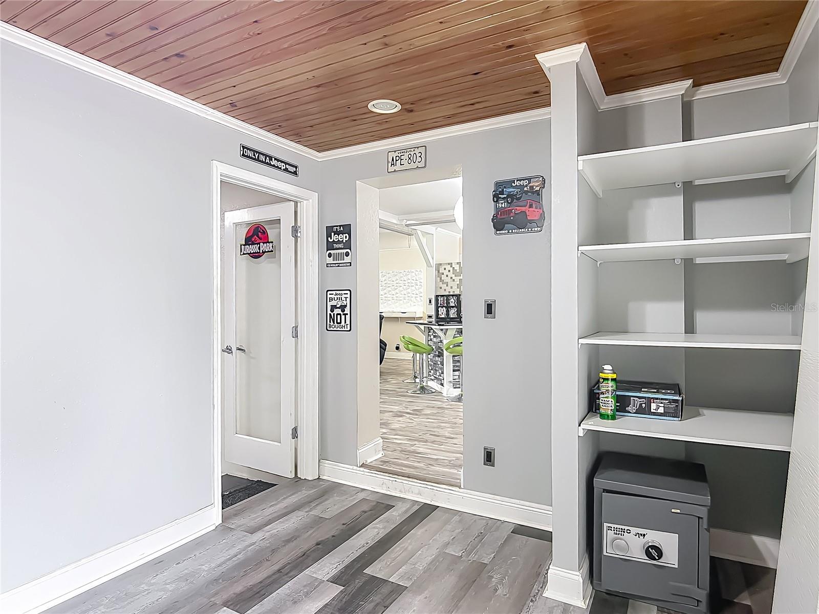 BELLEVIEW - Commercial Sale